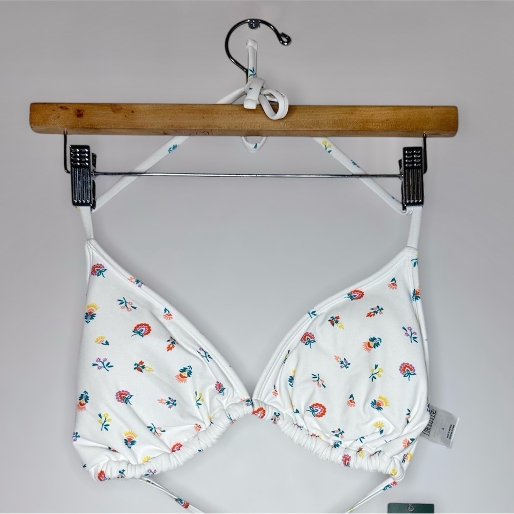New Wild Fable Woman’s White Floral Bikini Top L (12-14)